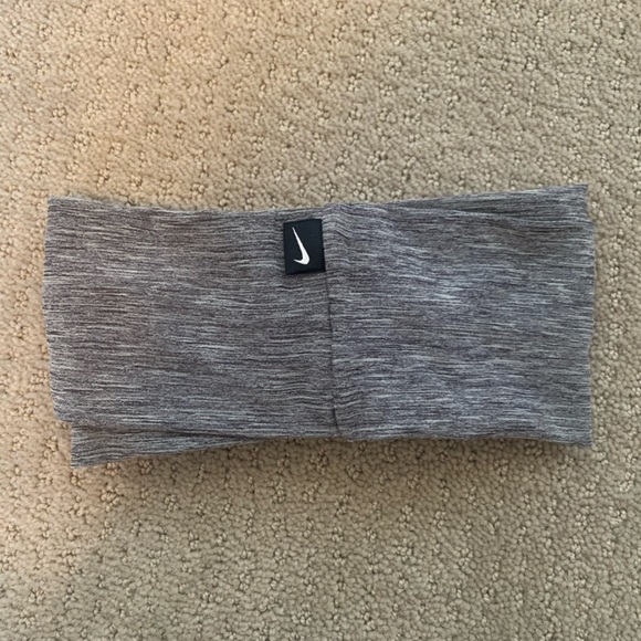 Nike Grey Twist Headband - Picture 3 of 3